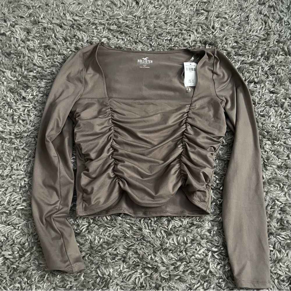 Hollister tan ruched square neck long sleeve size large